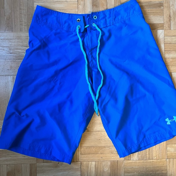 Under Armour Board Shorts. Size 28 - Picture 1 of 4